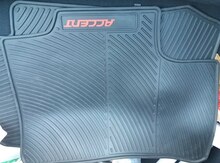 "Hyundai Accent" ayaqaltı