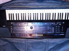 Sintezator "Roland 86"