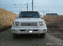 Mitsubishi Pajero io, 2000 il