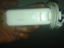 "Apple" adapteri