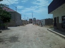25 sot torpaq sahəsi, Binə qəs.