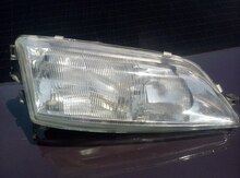 "Opel Vectra" farası