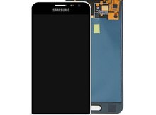 "Samsung Galaxy J4" ekranı