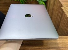 Apple Macbook pro 13 2017