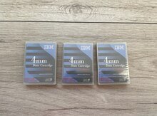 "IBM 4mm" data kartricləri