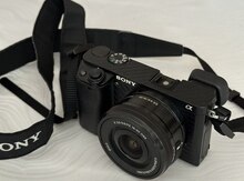 Fotoaparat "Sony 6000 + 16-50mm"