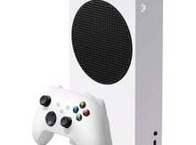 Oyun konsolu "Xbox S series" 
