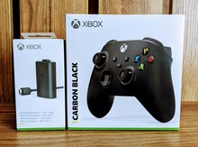 Xbox Controller + Xbox Battery Pack