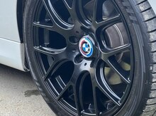"BMW Motosport" diskləri R18