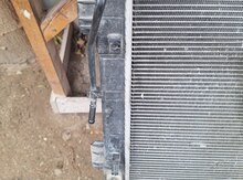 "Kia Optima" su radiatoru 