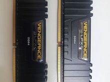 RAM "2x Corsair Vengeance  8GB DDR4 3200mhz  C16 (16GB)"