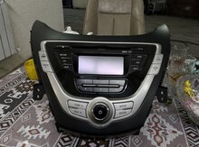 "Hyundai Elantra" monitoru