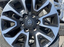 "Toyota Prado" diskləri R18