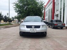 Volkswagen Passat, 2002 il