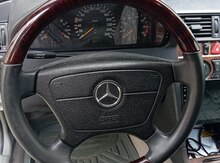 "Mercedes W202" sükanı