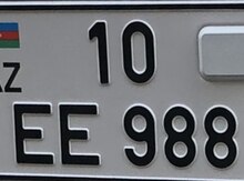 Avtomobil qeydiyyat nişanı - 10-EE-988