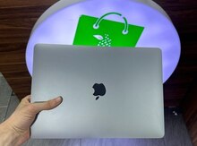 Apple MacBook Air 13-inch 256GB/8GB