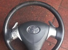 "Toyota Corolla" sükanı 
