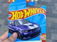 "Hot Wheels Dodge" modeli
