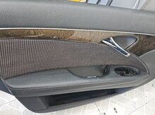 "Mercedes W211" qapı üzlüyü