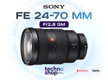 "Sony FE 24-70 mm f/2.8 GM" lens