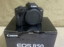 Fotoaparat "Canon R50"