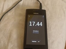 Nokia 500 Black/White