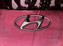"Hyundai Santa Fe 2018" emblemi