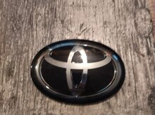 "Toyota Camry" emblemi