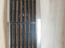 "Mercedes-Benz W124" restyling radiator barmaqlığı 