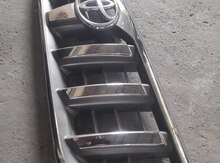 "Toyota Prado" radiator barmaqlığı 