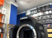 Fotoaparat "Canon 250 d"