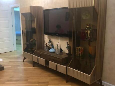 Nərimanovda 3 otaqlı köhnə tikili mənzil satılır, 90 m², 150 000 AZN, şəkil 4 / 12