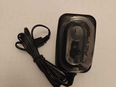 "Motorolla V3 -L6" adapteri "Motorolla V3 -L6" adapteri