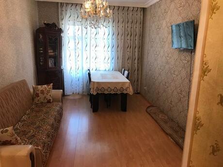 Yasamalda 4 otaqlı köhnə tikili mənzil satılır, 100 m², 100 000 AZN, şəkil 5 / 12