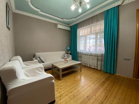 4 rooms · 80 m² · floor 1/1, Səbail