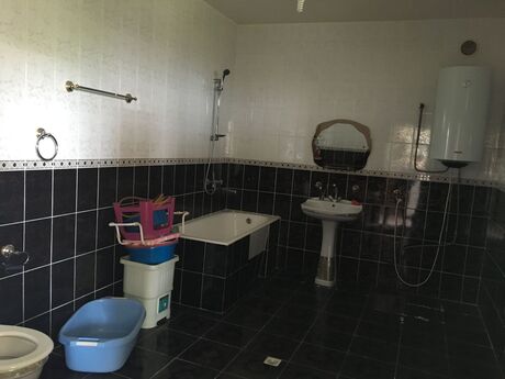 Pirşağıda 6 otaqlı həyət evi satılır, 350 m², 400 000 AZN, şəkil 4 / 4