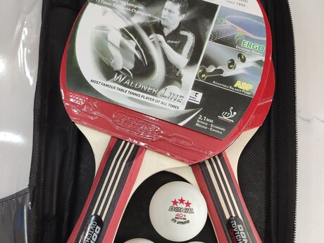 Tennis raketkası "Donic"+3 ədəd top "Donic" Tennis raketkası "Donic"+3 ədəd top "Donic"