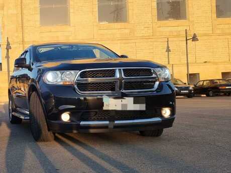 "Dodge Durango" aeroport transfer sifarişi