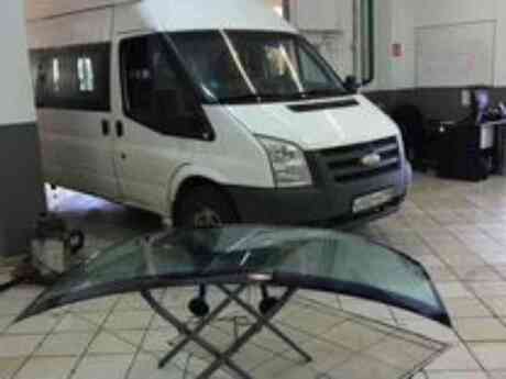 "Ford transit" ön şüşəsi "Ford transit" ön şüşəsi