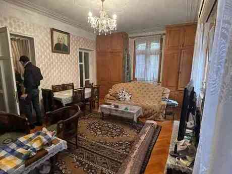 Qaraçuxurda 3 otaqlı köhnə tikili mənzil satılır, 70 m², 130 000 AZN, şəkil 2 / 8