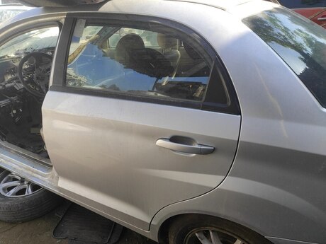 "Chery Fulwin 2" arxa qapısı