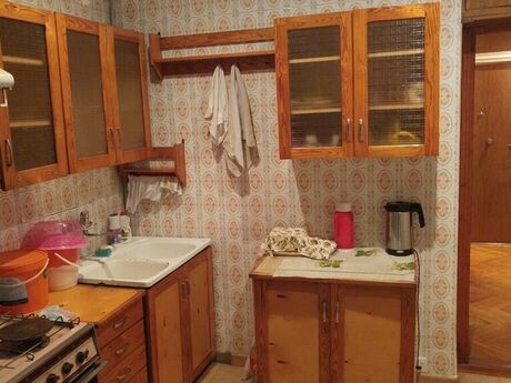 Köhnə Günəşlidə 2 otaqlı köhnə tikili mənzil satılır, 51 m², 150 000 AZN, şəkil 3 / 12