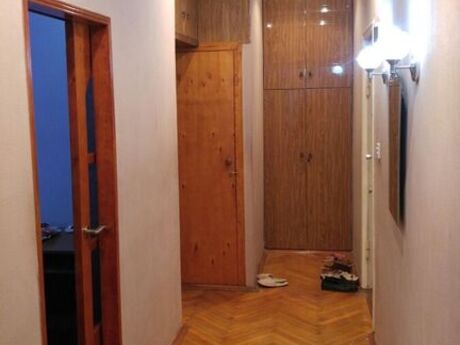 Köhnə Günəşlidə 2 otaqlı köhnə tikili mənzil satılır, 51 m², 150 000 AZN, şəkil 2 / 12