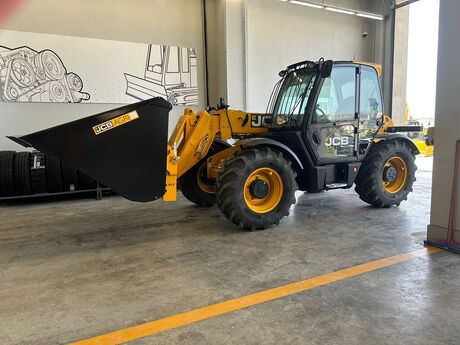Teleskopik yükləyici "JCB 531-70", 2023 il