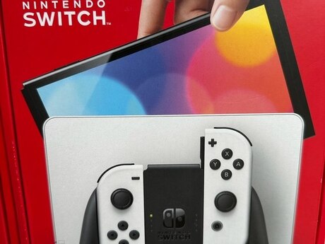 Nintendo Switch (OLED)