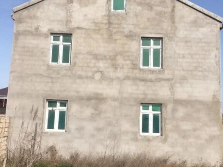6 rooms · 200 m²