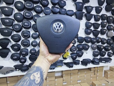 "Volkswagen Passat 2008" üçün airbag