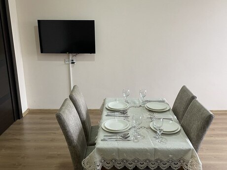 2-otaqlı yeni tikili kirayə verilir, Quba r., 76 m²
