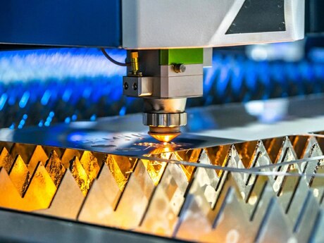 CNC fiber lazer metal kəsimi